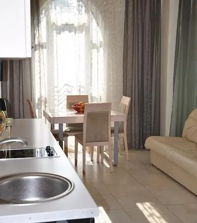 Апартаменти 2 Bedrooom In Center всегда есть свет ! *
