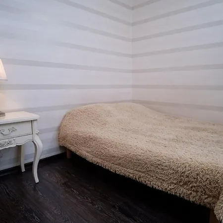 2 Bedrooom In Center всегда есть свет ! * Οδησσός